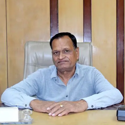 Chairman Shri Suresh Kumar Gupta